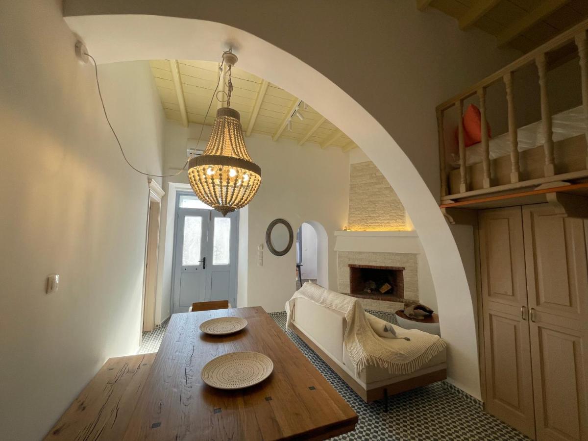 Theros - Traditional House In Psinthos