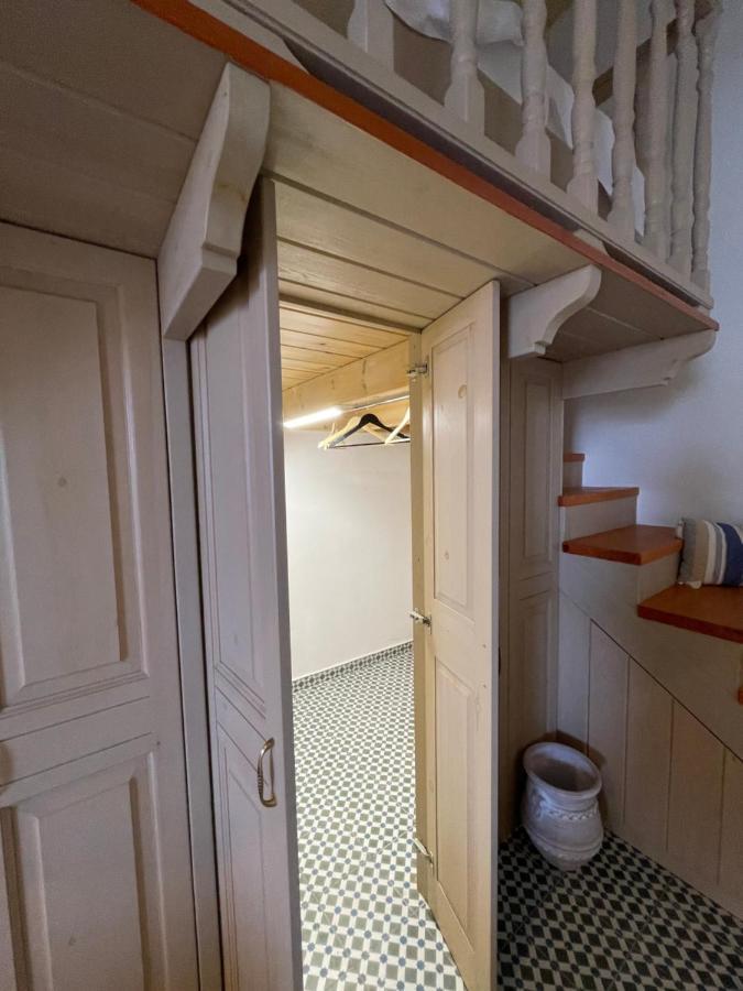 Theros - Traditional House In Psinthos